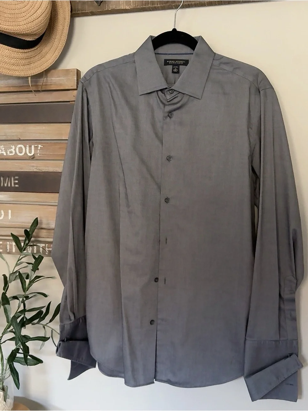 Banana Republic excellent from